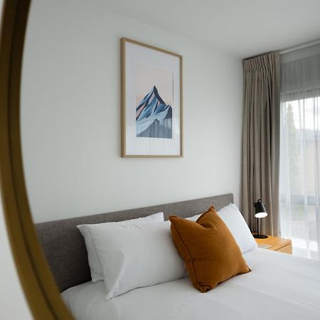 Alpine Junction Townhouse Apartments, Lodge & Hotel ワナカ エクステリア 写真