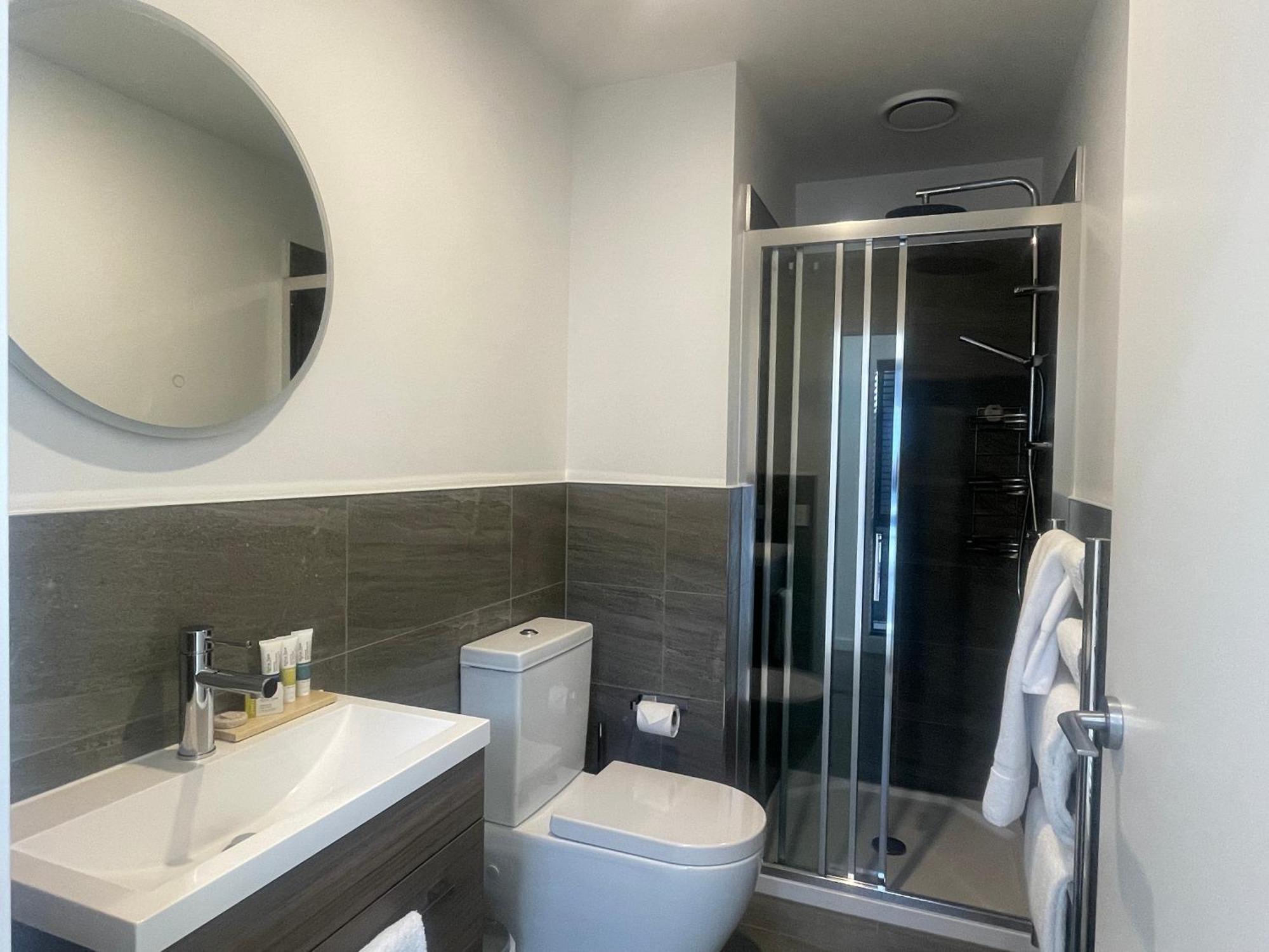 Alpine Junction Townhouse Apartments, Lodge & Hotel ワナカ エクステリア 写真