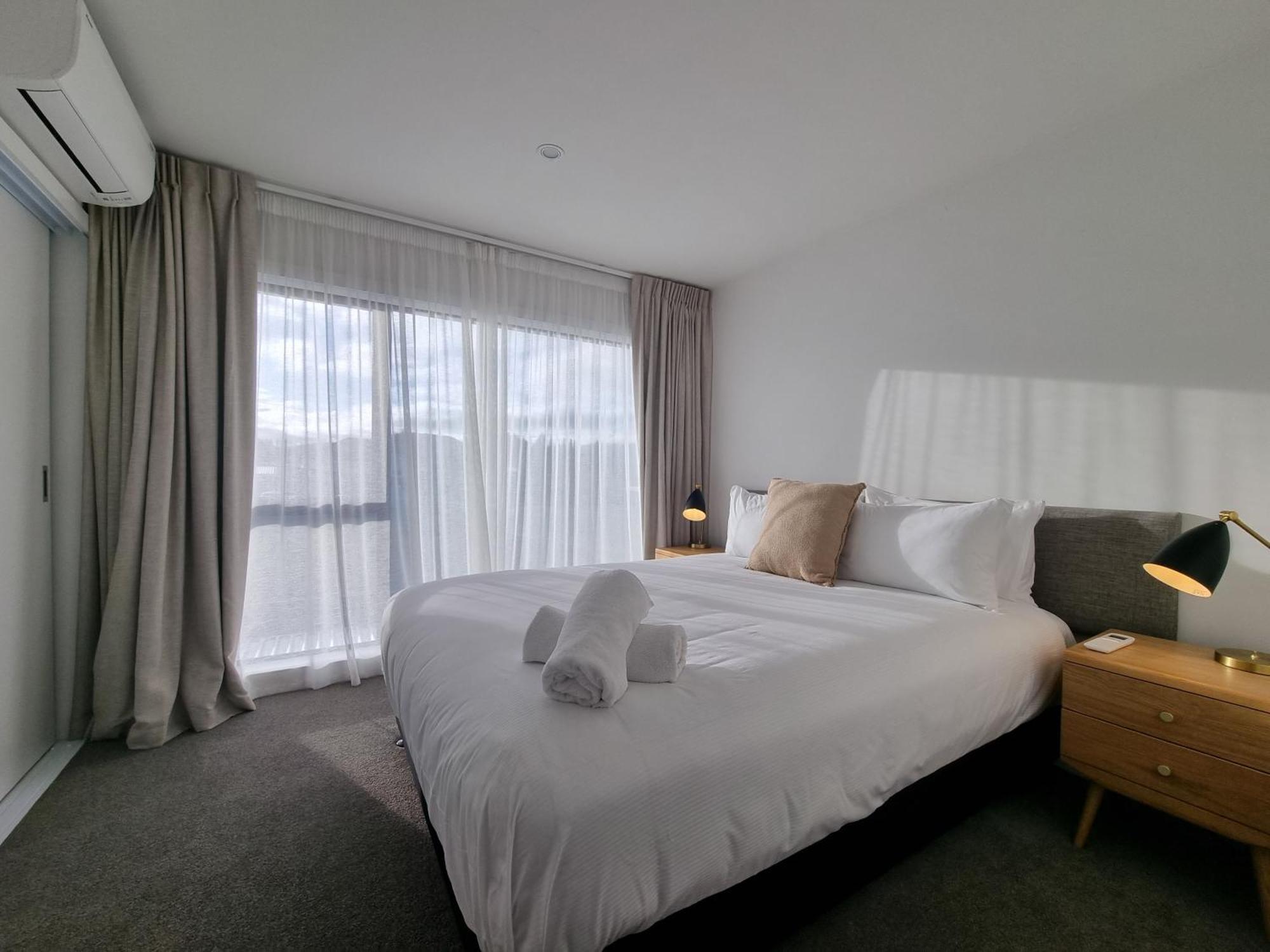 Alpine Junction Townhouse Apartments, Lodge & Hotel ワナカ エクステリア 写真