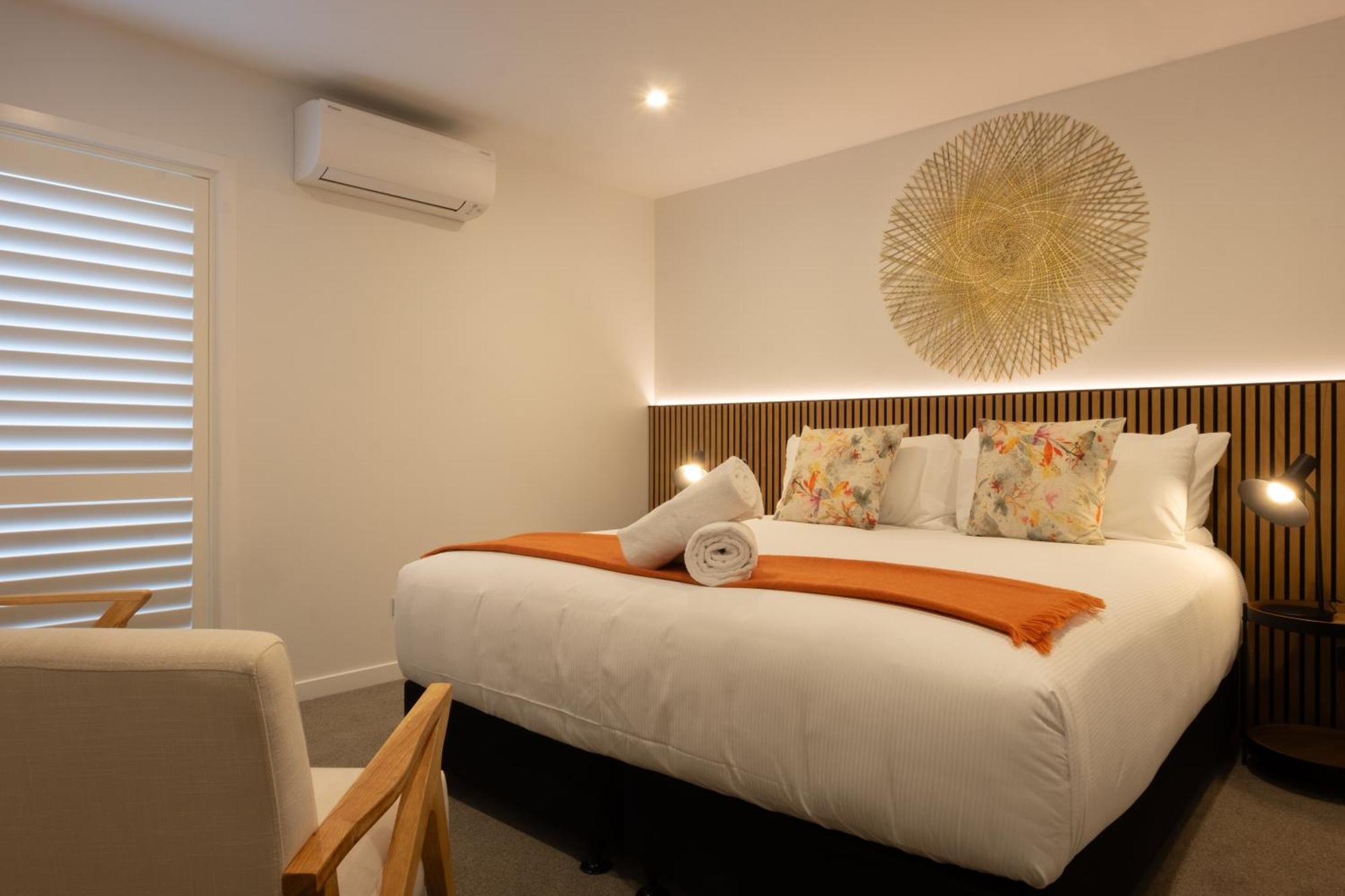 Alpine Junction Townhouse Apartments, Lodge & Hotel ワナカ エクステリア 写真