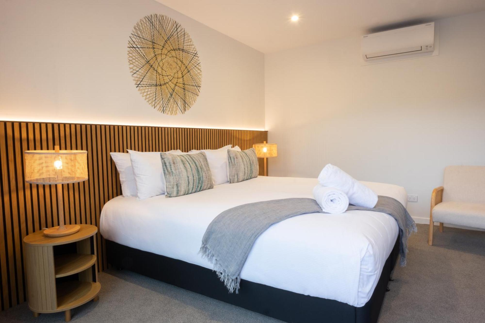 Alpine Junction Townhouse Apartments, Lodge & Hotel ワナカ エクステリア 写真