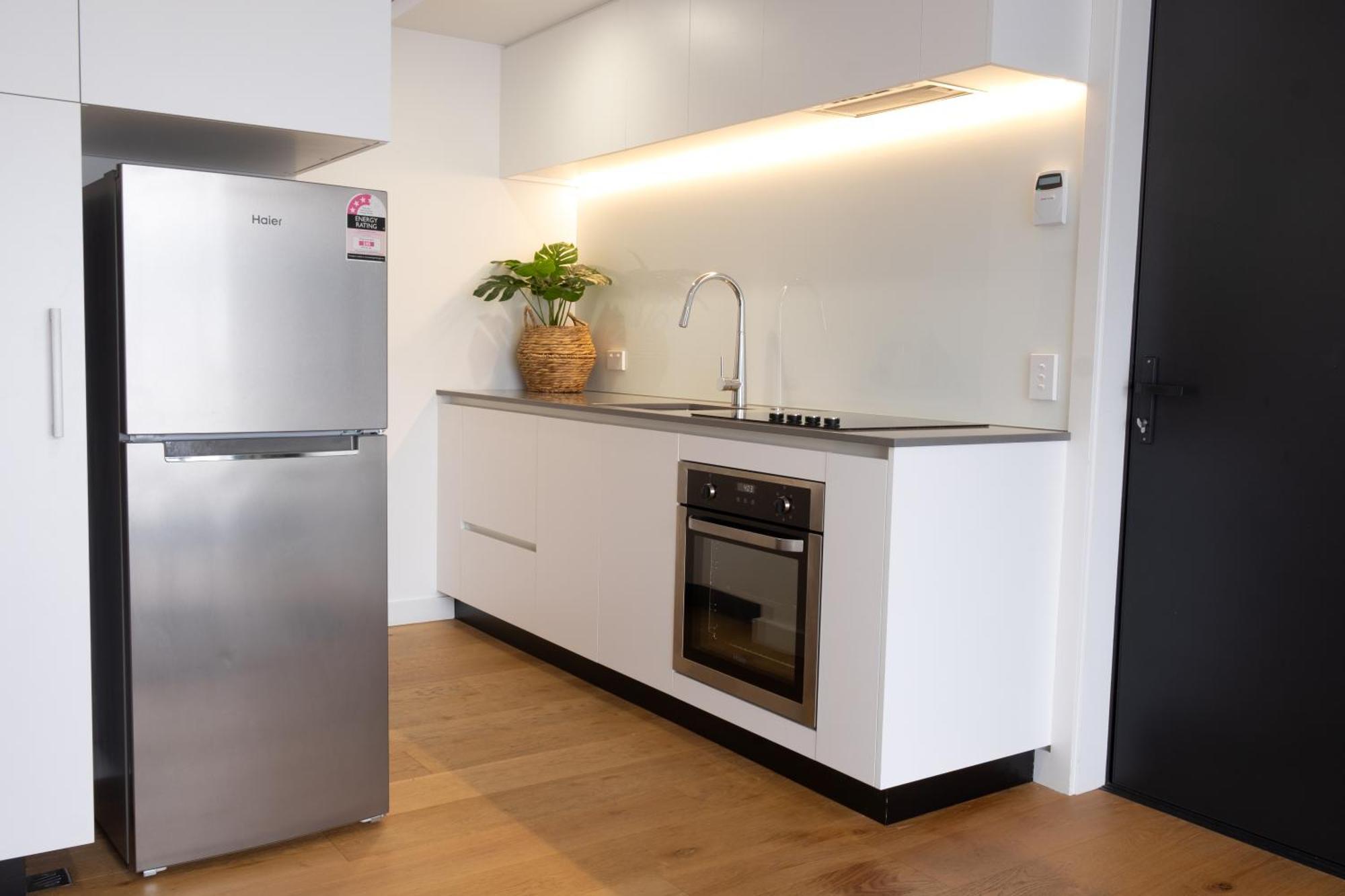 Alpine Junction Townhouse Apartments, Lodge & Hotel ワナカ エクステリア 写真
